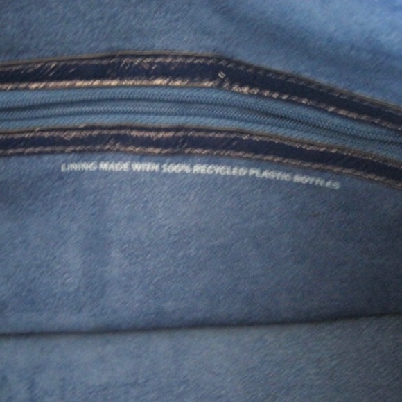 Matt & Natt Japanese Paper Krinkle Hobo Bag - Picture 10 of 12